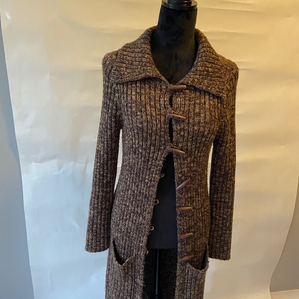 Sportsworks studio sweater